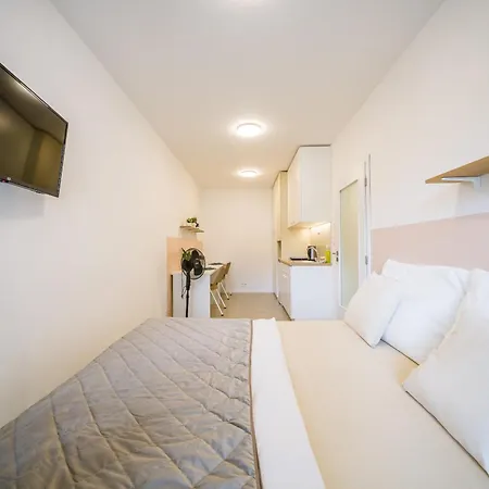 Apartment Apartia Center *